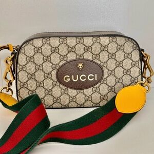 Gucci Beige and Brown Monogram Bag Barely Used With Detailed Tag